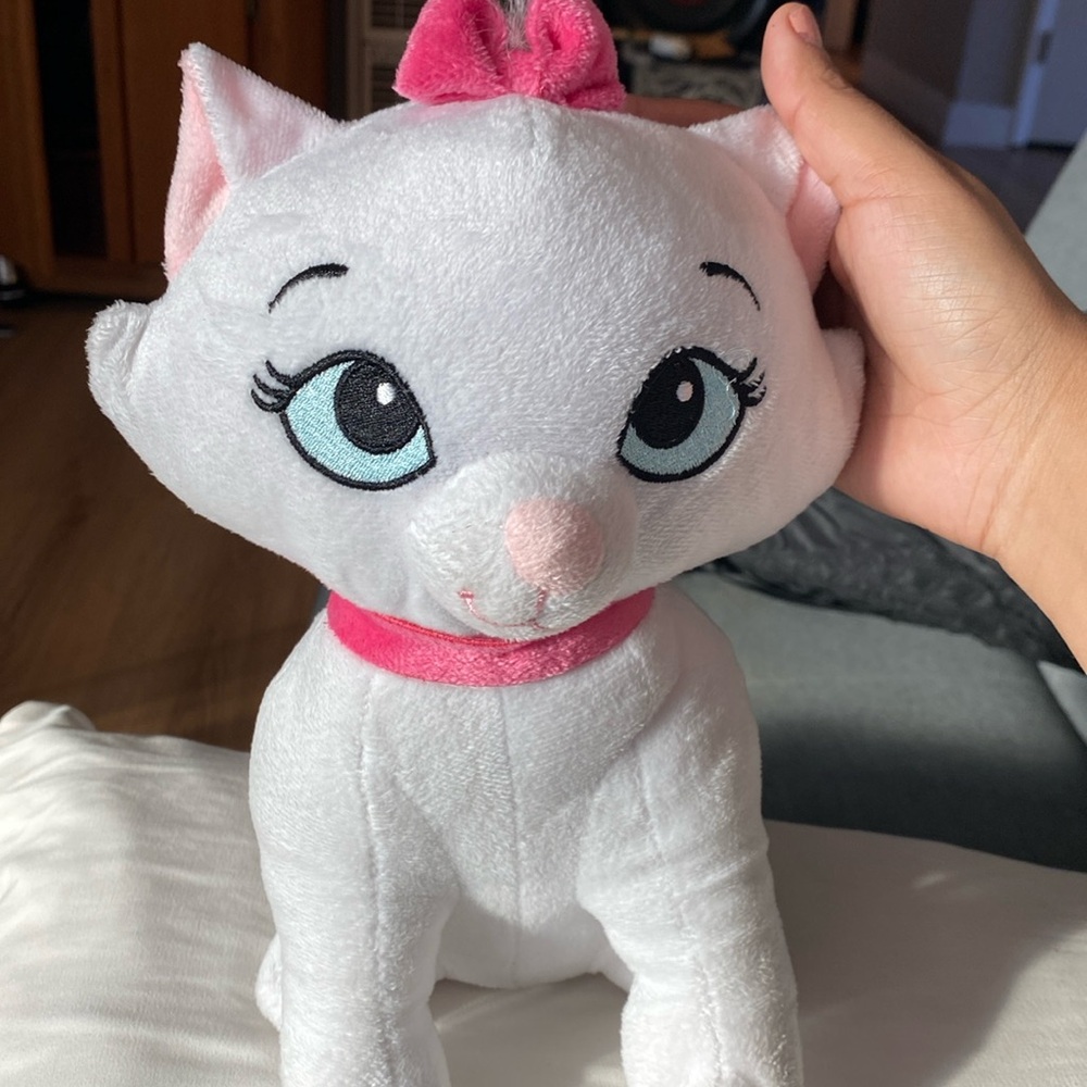 Disney White Cat Plush From Disney